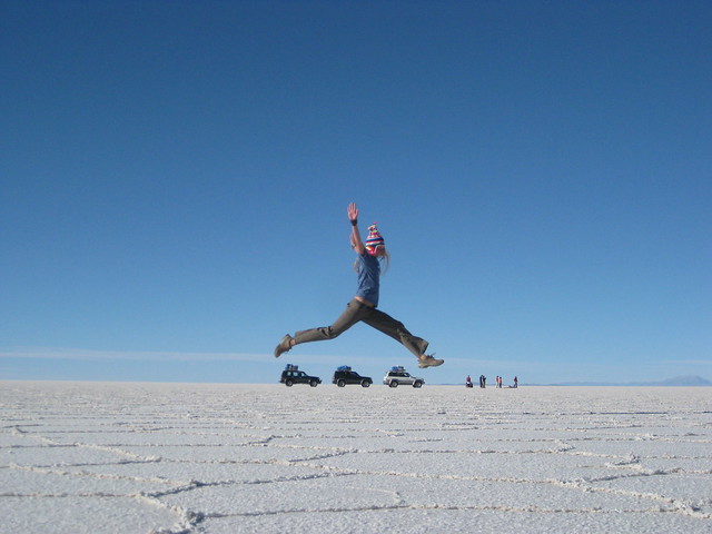 Salar De Uyuni Jumping-over-Cars